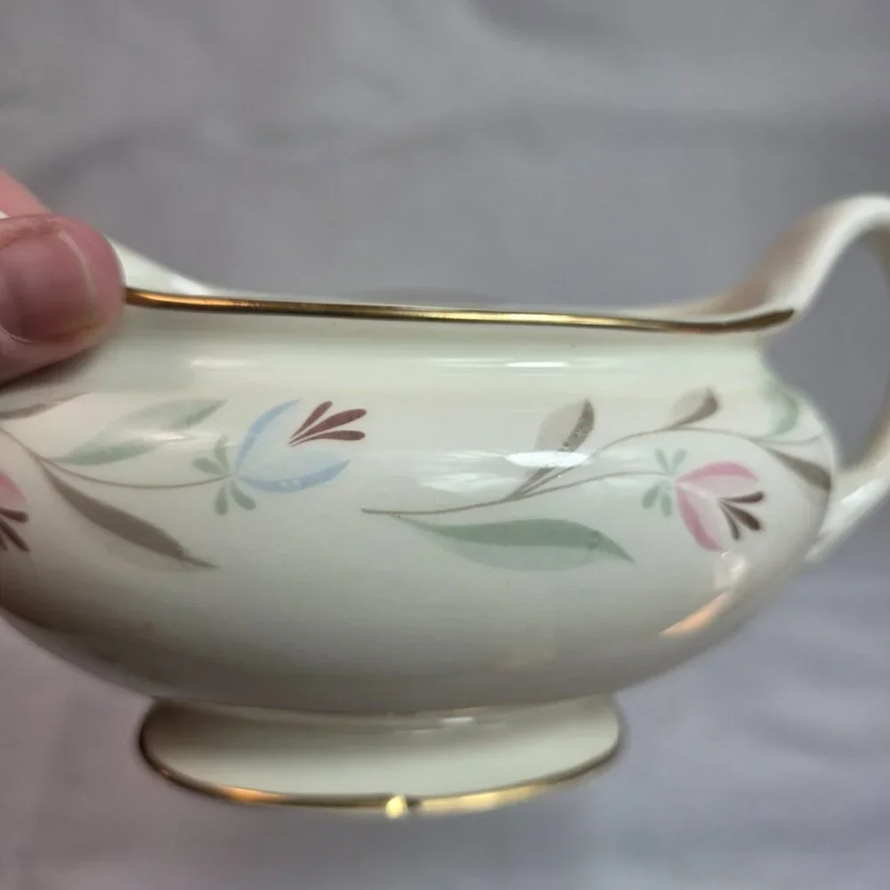 Homer Laughlin Nantucket Gravy Boat with Underplate Pink & Blue Flowers